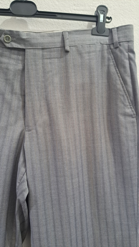 Garnitur męski Pierre Cardin 54 Garnitur męski Pierre Cardin 54