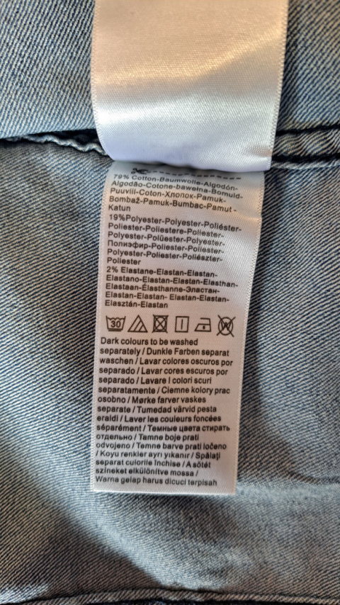 Kamizelka VILA M Kamizelka VILA M